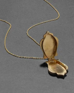 Antique 1910s 14k Gold Hand Etched Unique Shape Locket Pendant Necklace
