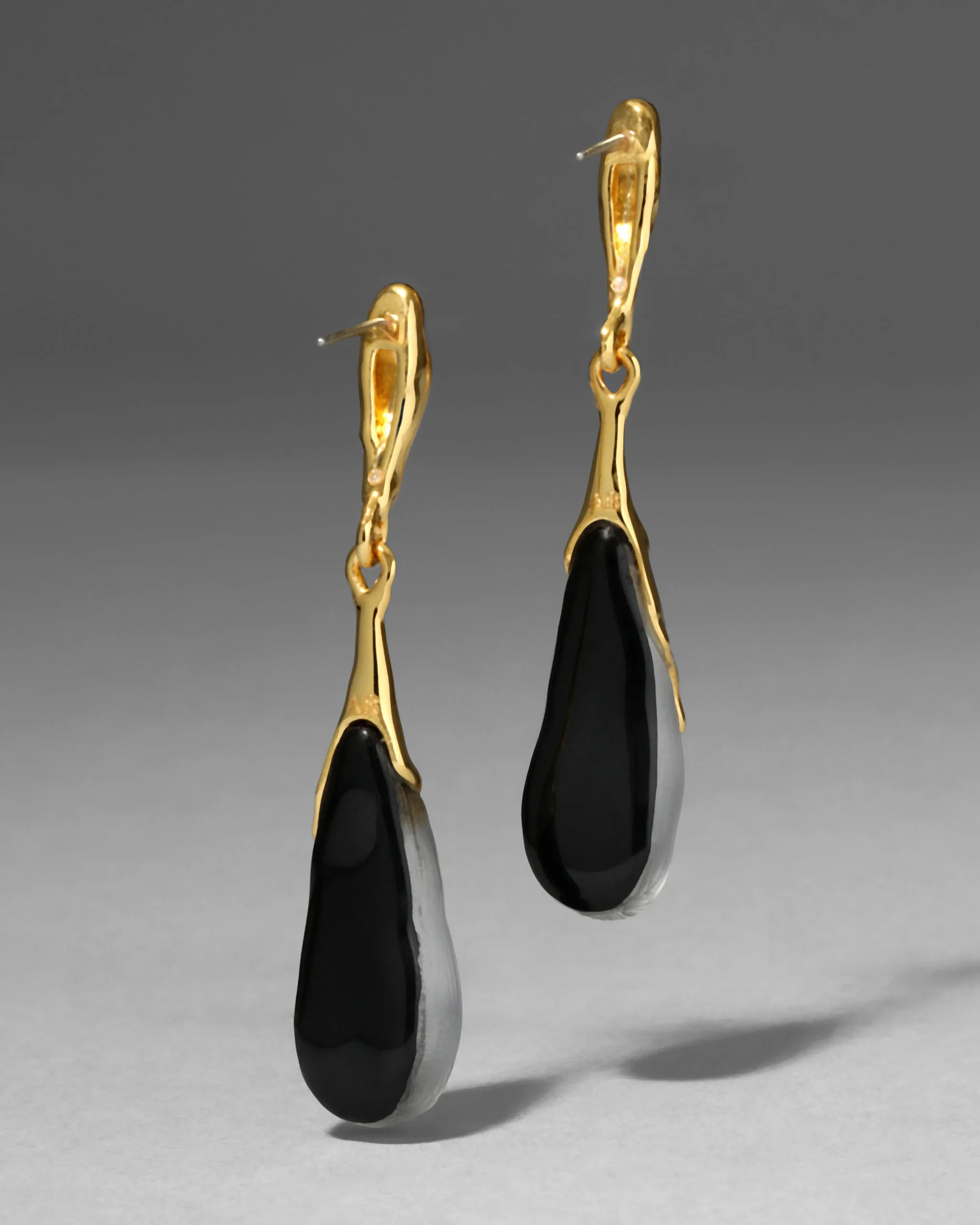 Lucite Teardrop Post Earring- Black