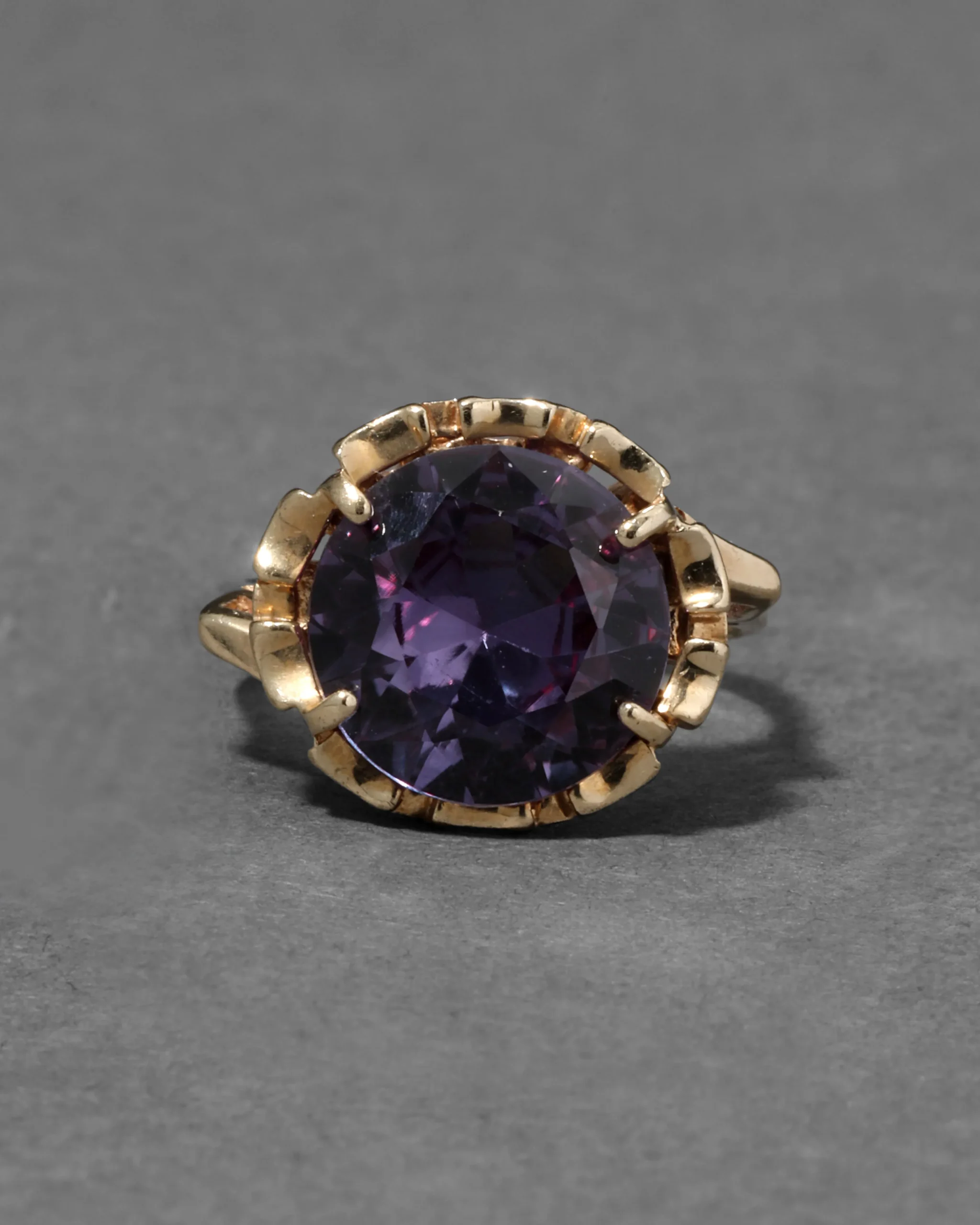 Vintage 1970s 10k Gold & Alexandrite Brutalist Ring